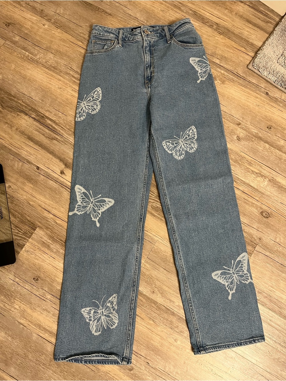 Hollister Light Blue Denim High-Rise Jeans with White Butterfly Print